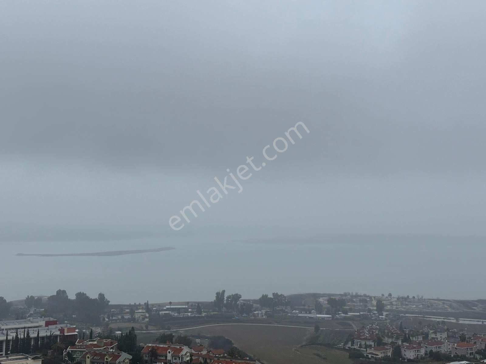 S.demirel Blv Üzeri Panoramik Göl Manzaralı Geniş Oturumlu 3+1 Ç.banyo - Görsel 2