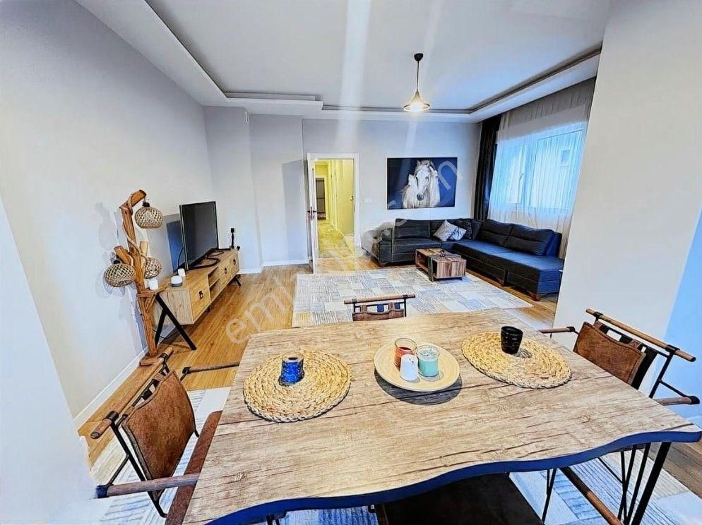 Erenköy'de 4+2 Net 180 M2 Balkonlu Ebv Banyolu Sıfır - Görsel 3