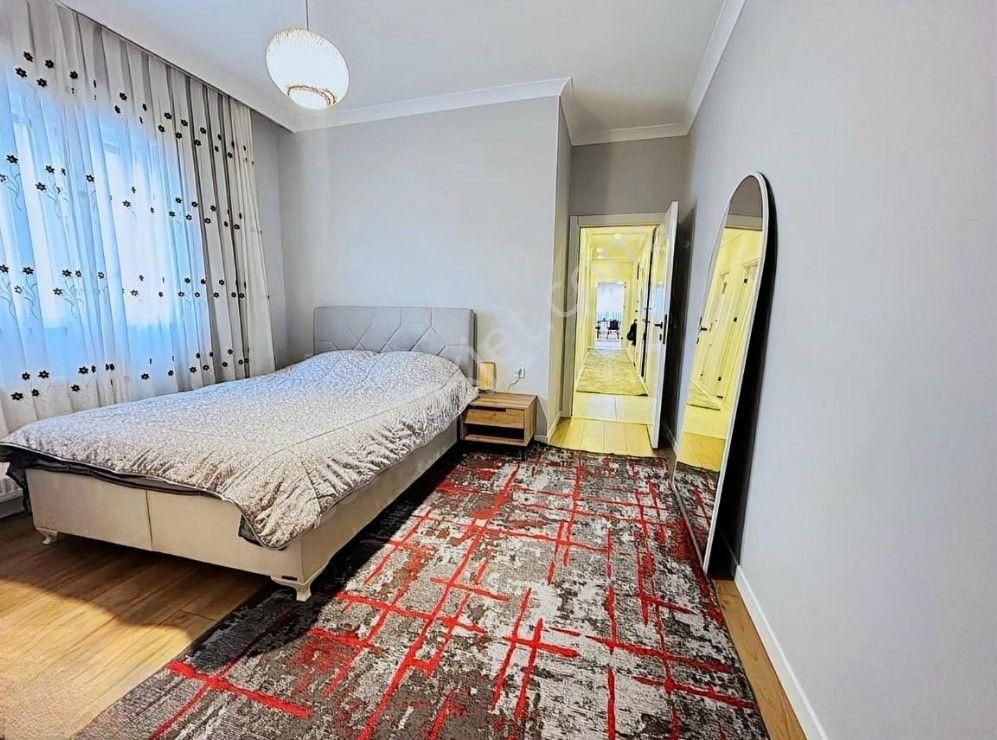 Erenköy'de 4+2 Net 180 M2 Balkonlu Ebv Banyolu Sıfır - Görsel 7