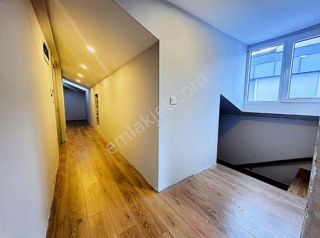 Erenköy'de 4+2 Net 180 M2 Balkonlu Ebv Banyolu Sıfır - Görsel 16