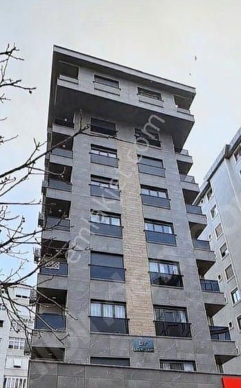 Erenköy'de 4+2 Net 180 M2 Balkonlu Ebv Banyolu Sıfır