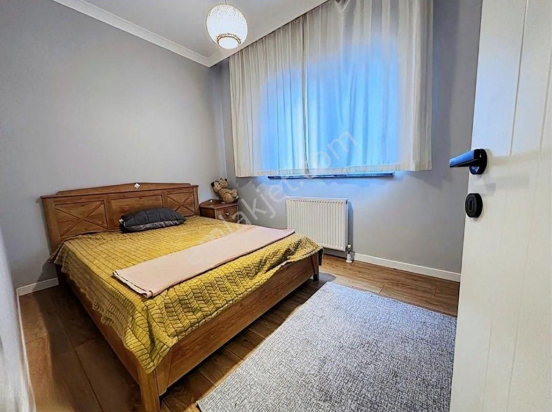 Erenköy'de 4+2 Net 180 M2 Balkonlu Ebv Banyolu Sıfır - Görsel 9