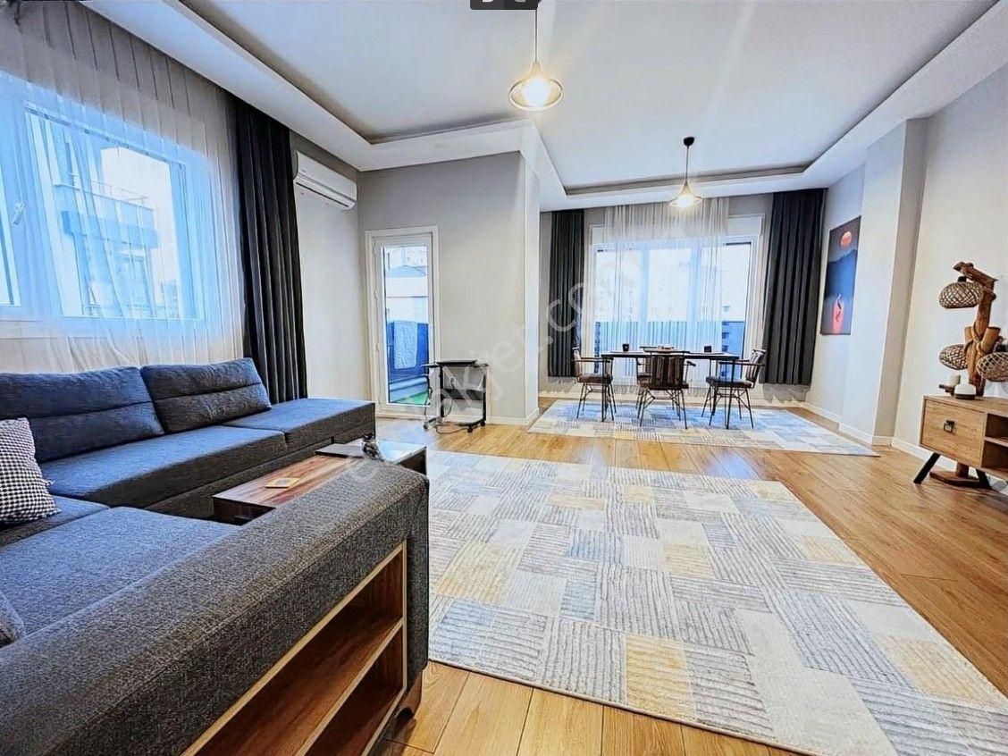Erenköy'de 4+2 Net 180 M2 Balkonlu Ebv Banyolu Sıfır - Görsel 2