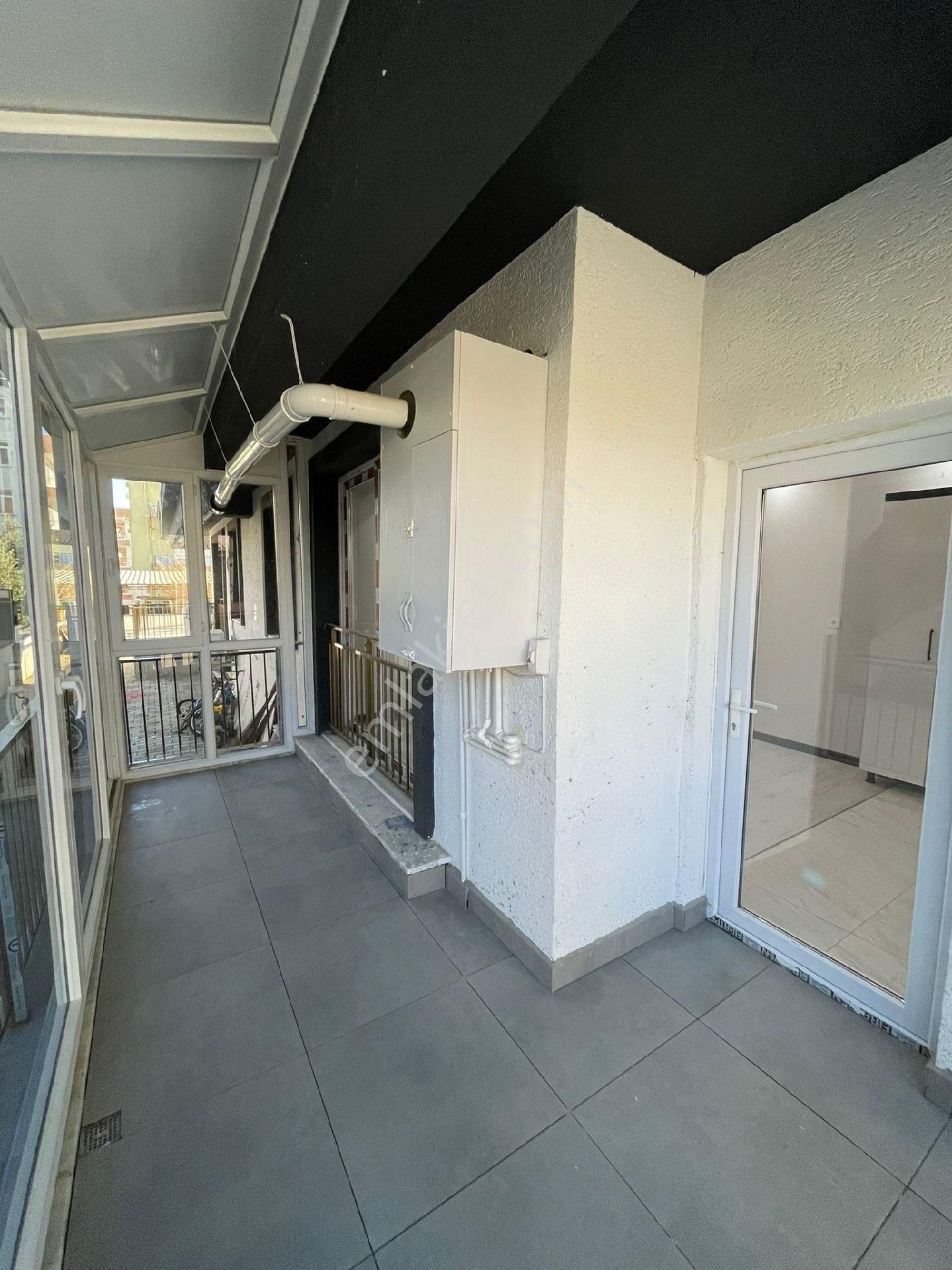 Akçaalan Mahallesi Yüksek Giriş 2+1 Doğalgazlı Daire - Görsel 10