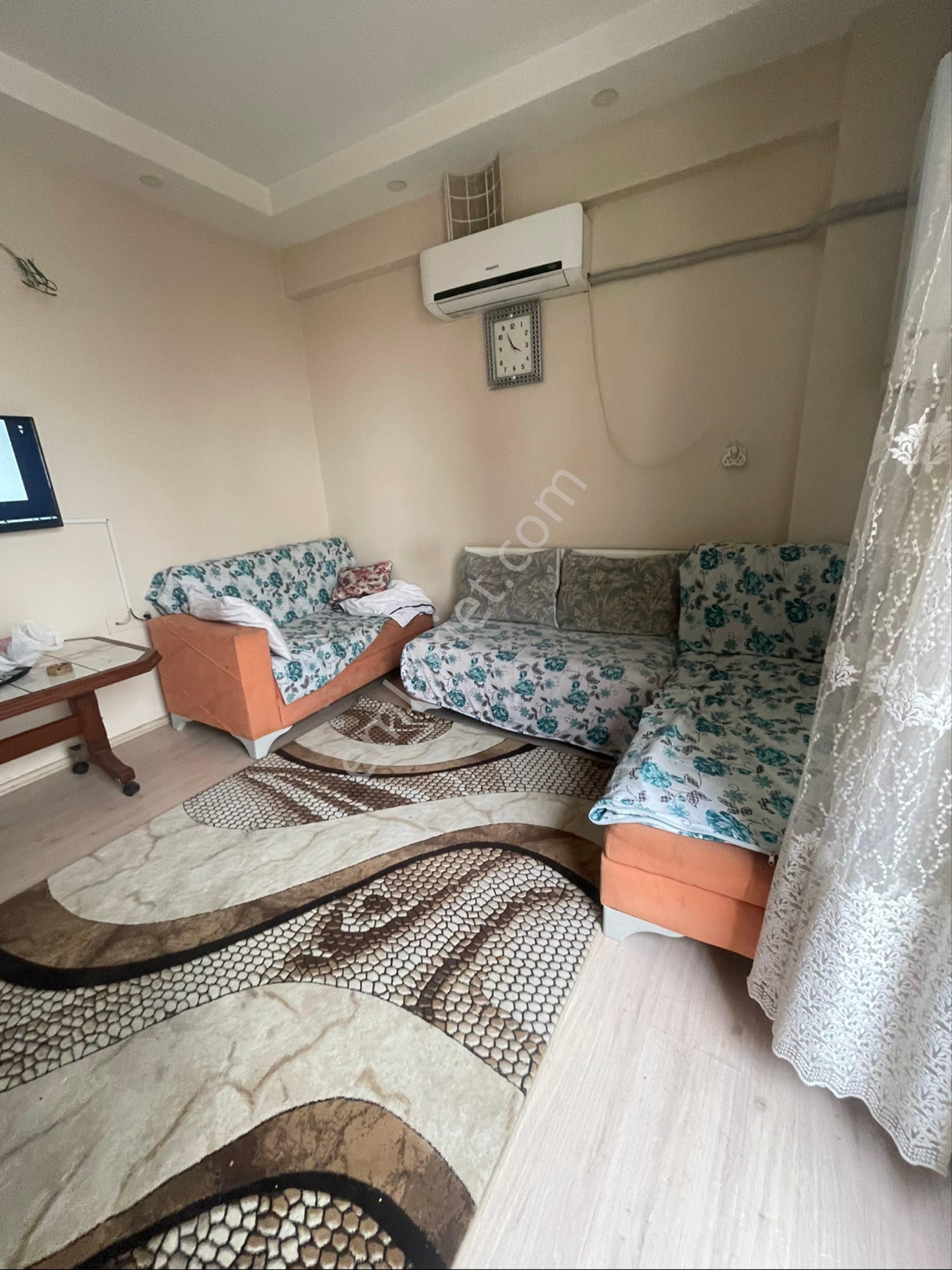 Cumhuriyet Mahallesinde1+1 Ful Eşyalı Doğalgazlı Kilimalı Kiralık Daire - Görsel 3