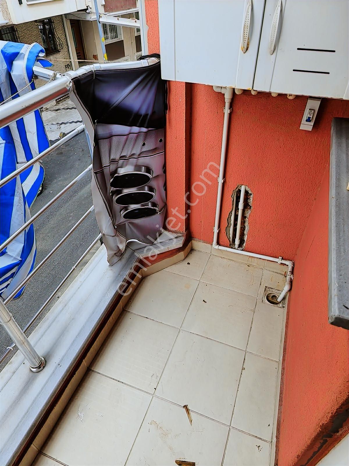 Bahçelievler Cumhuriyet Mh.1 Kat 2008 Yılı Yapımı Kiralık - Görsel 15