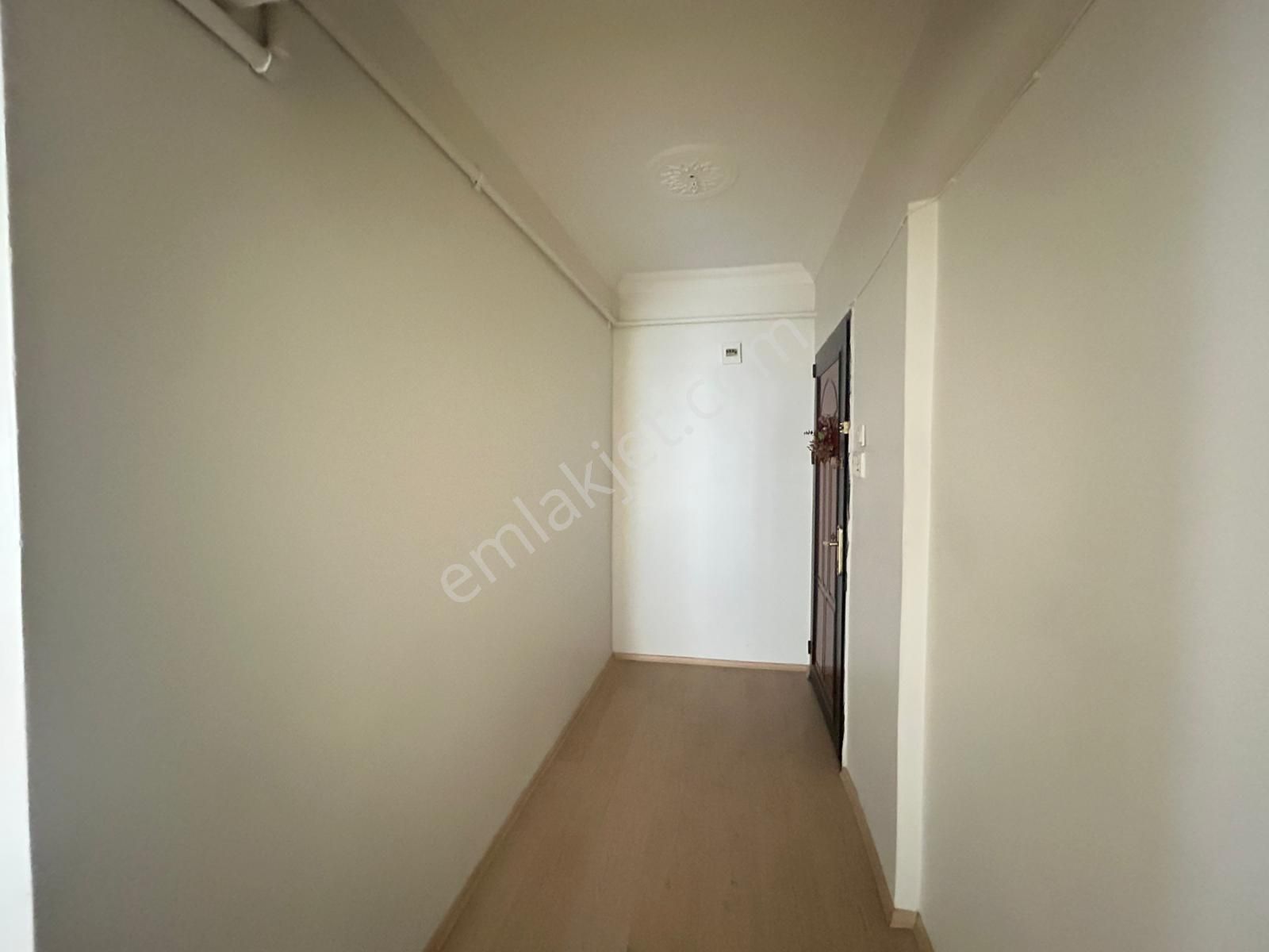 Taner'den Dikmen Nisan Sok'ta 3.kat Ön Cephe 3+1 Mantolamalı Boş - Görsel 30