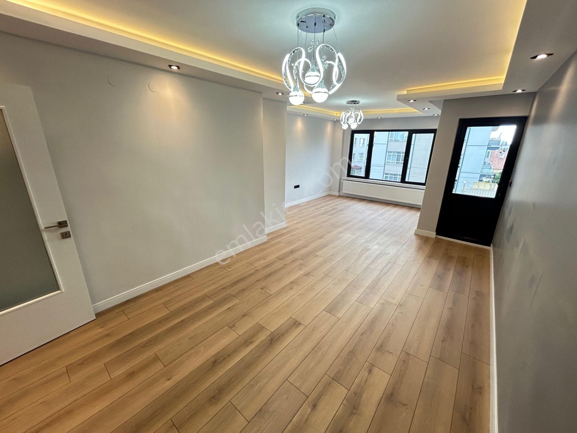 Taner'den Sokullu Cad'de Çetin Emeç Yakını 3+1 Katta Ön Cephe Lüks - Görsel 33