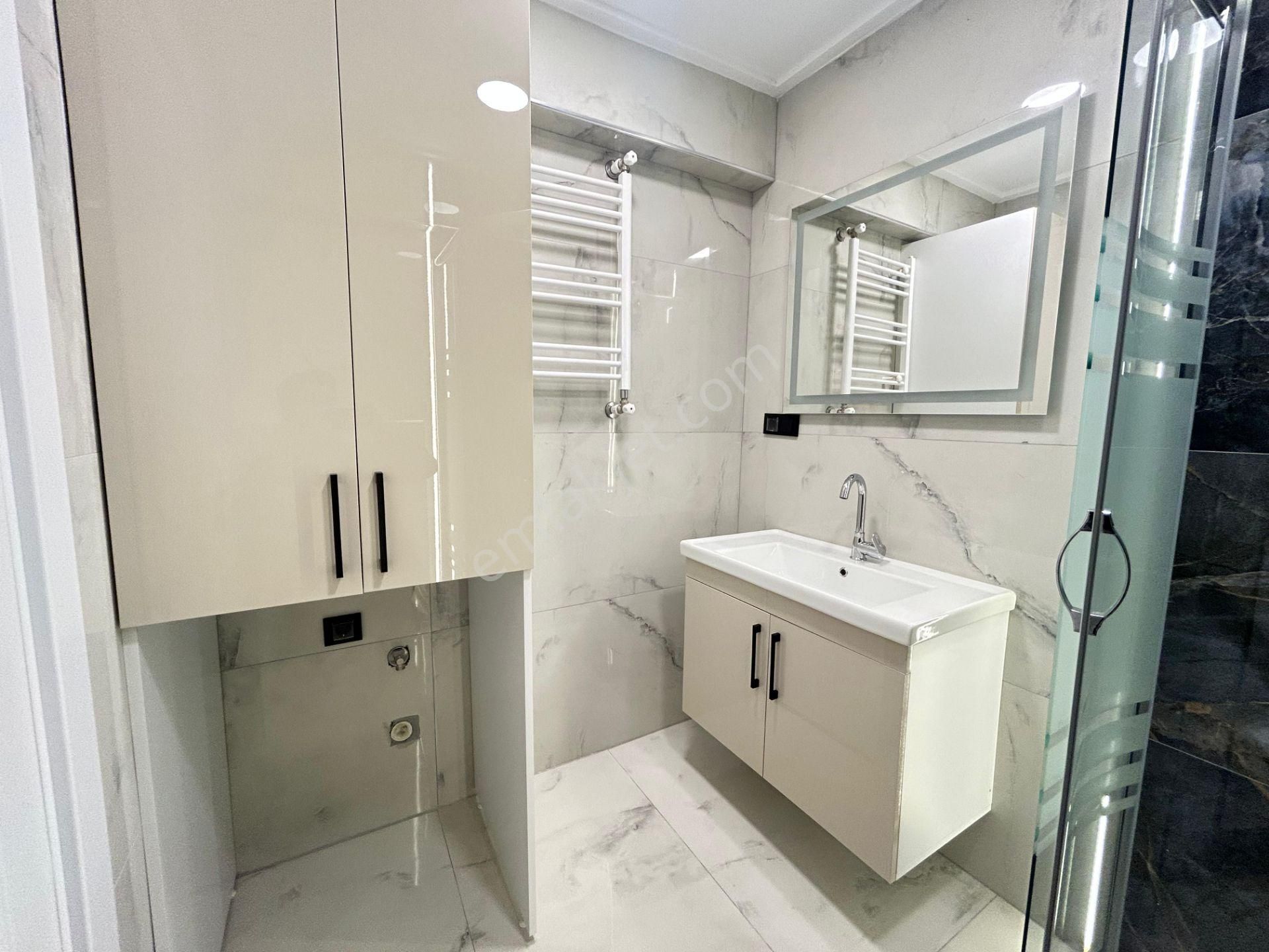 Taner'den Sokullu Cad'de Çetin Emeç Yakını 3+1 Katta Ön Cephe Lüks - Görsel 7