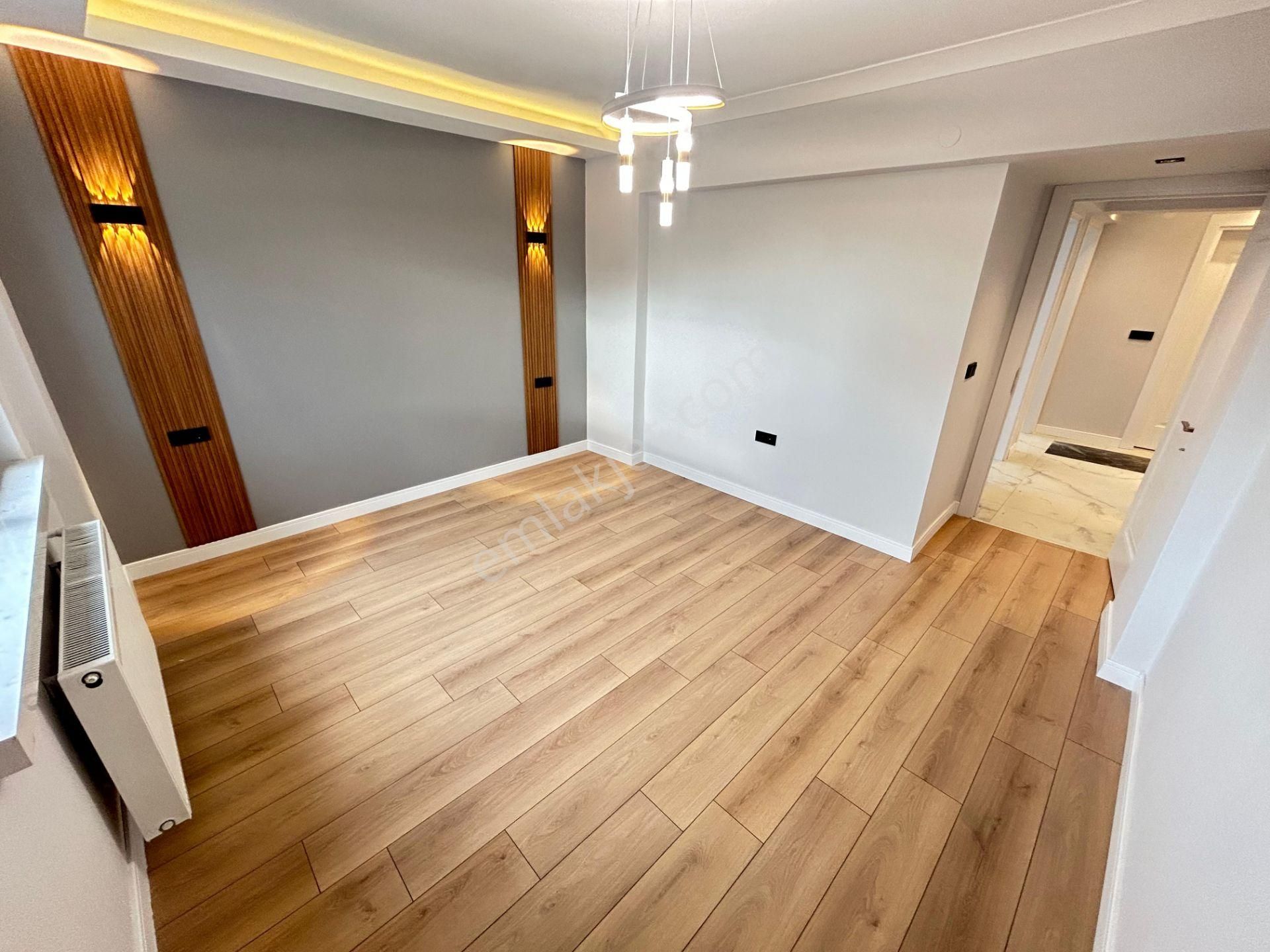 Taner'den Sokullu Cad'de Çetin Emeç Yakını 3+1 Katta Ön Cephe Lüks - Görsel 27