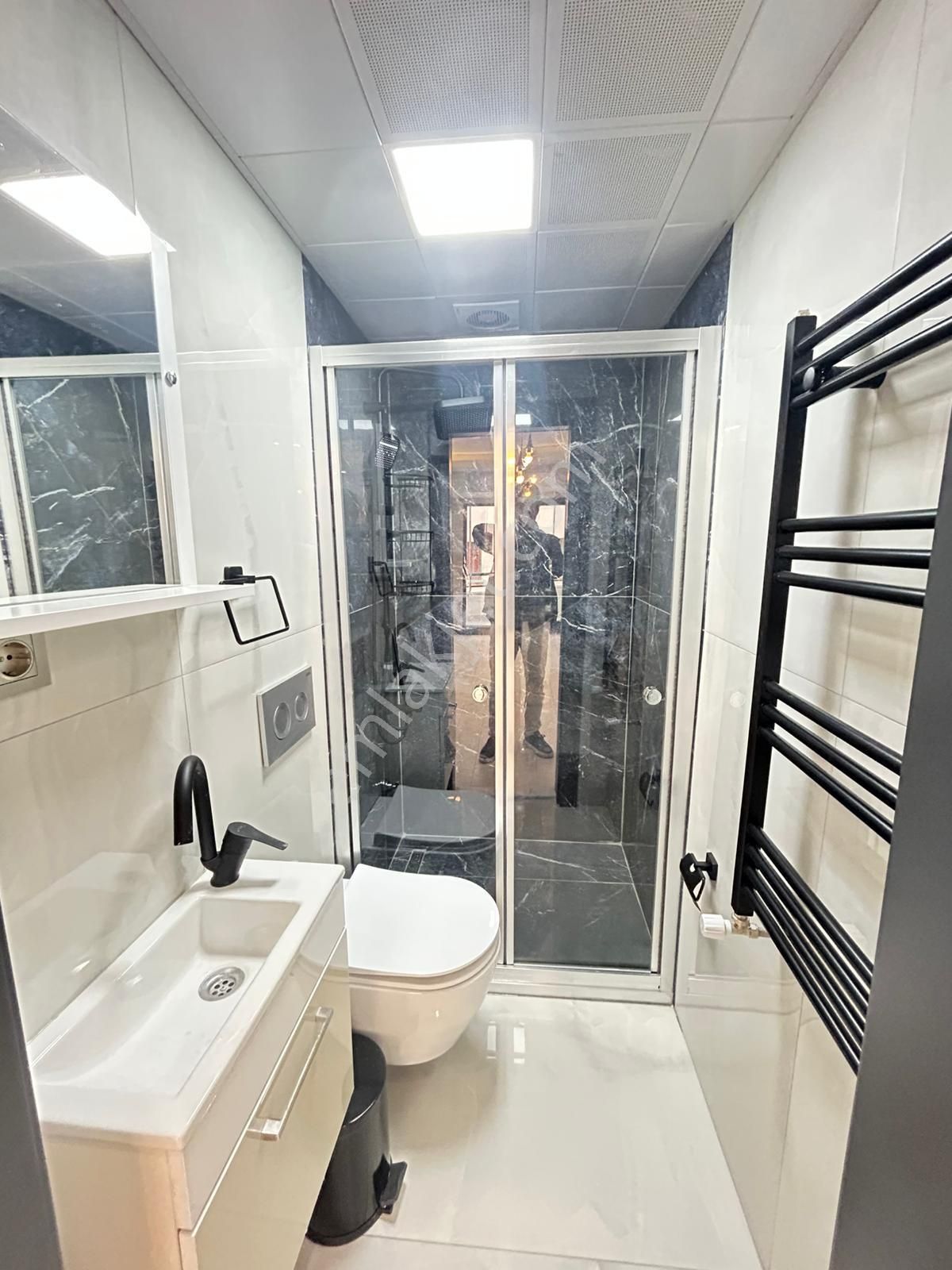 Taner'den Dikmen Cad. Yakını 3+1 Asansörlü Garajlı Süper Lüks Orta Kat Manzaralı - Görsel 18