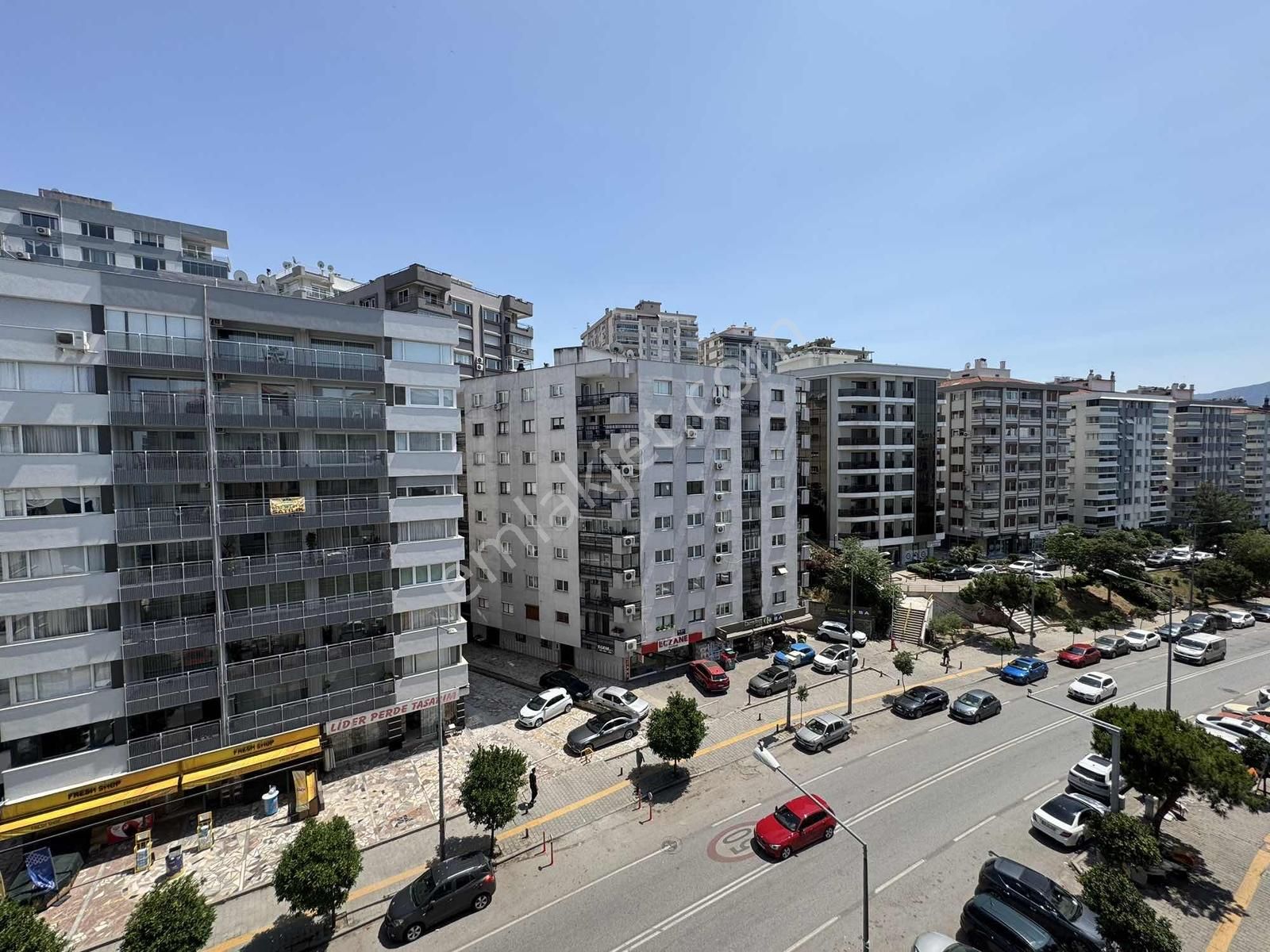 Bürmen'den Panoramik Deniz Manzaralı Cadde Üstü Otoparklı Daire - Görsel 18
