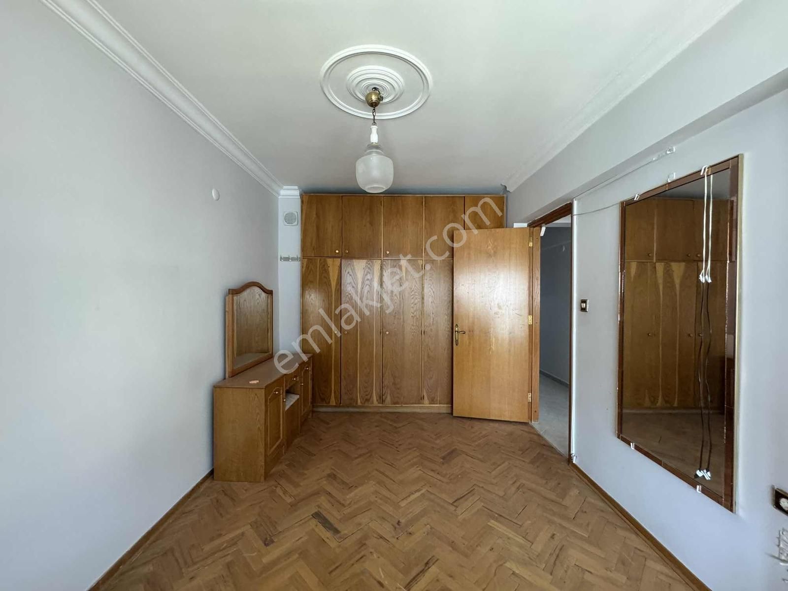 Bürmen'den Panoramik Deniz Manzaralı Cadde Üstü Otoparklı Daire - Görsel 32