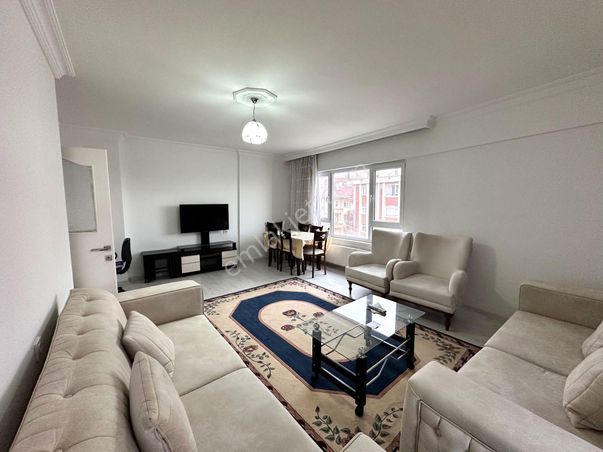 Uzman Emlak'tan Cadde Üzeri Bağımsız Full Manzaralı Full Yapılı Güneşli 3+1 Eşyalı Daire - Görsel 2
