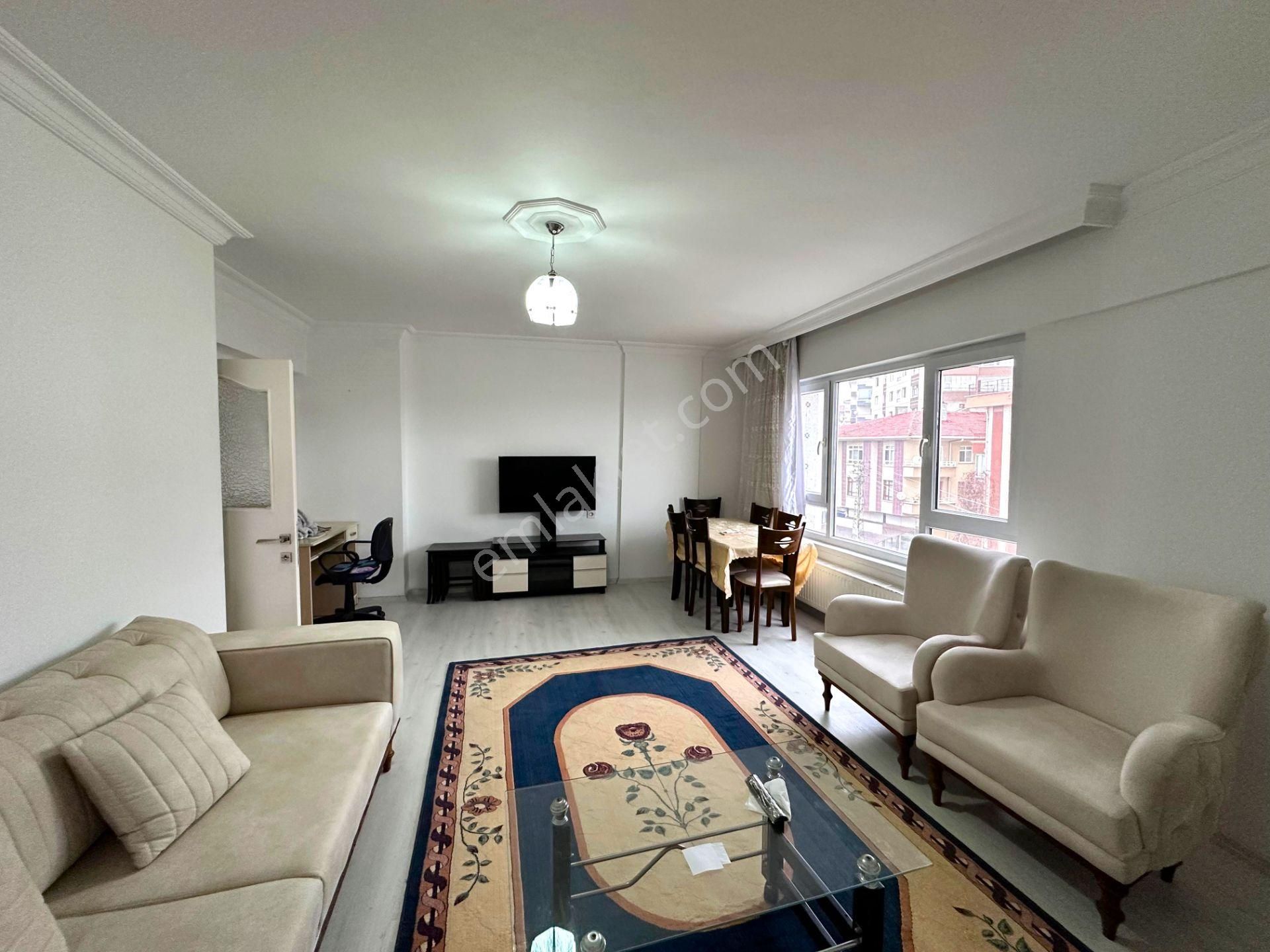 Uzman Emlak'tan Cadde Üzeri Bağımsız Full Manzaralı Full Yapılı Güneşli 3+1 Eşyalı Daire