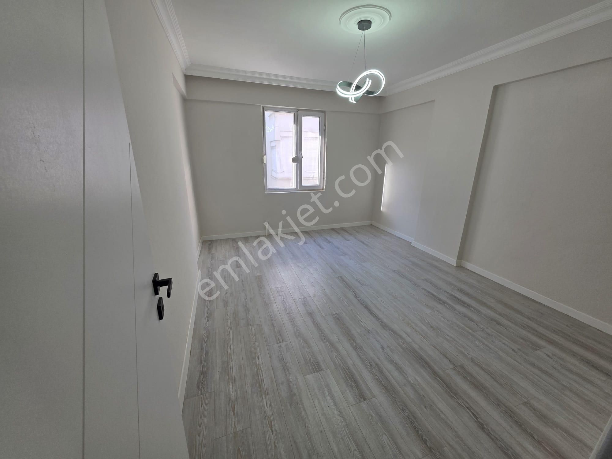 Irmaksudan Akçay Cuma Pazarı İçinde Ara Kat 2+1 Hesaplı Daire - Görsel 26