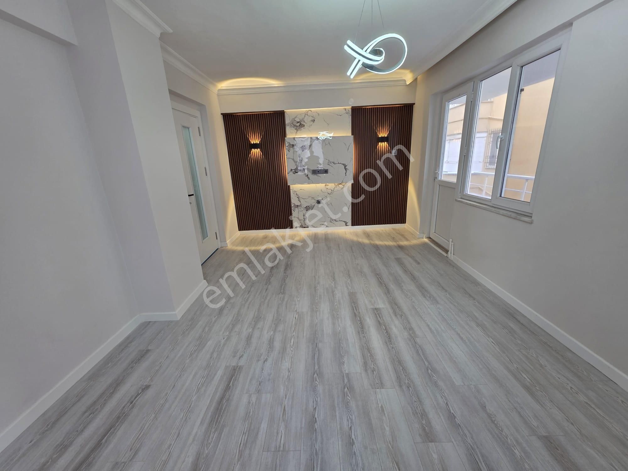 Irmaksudan Akçay Cuma Pazarı İçinde Ara Kat 2+1 Hesaplı Daire - Görsel 11