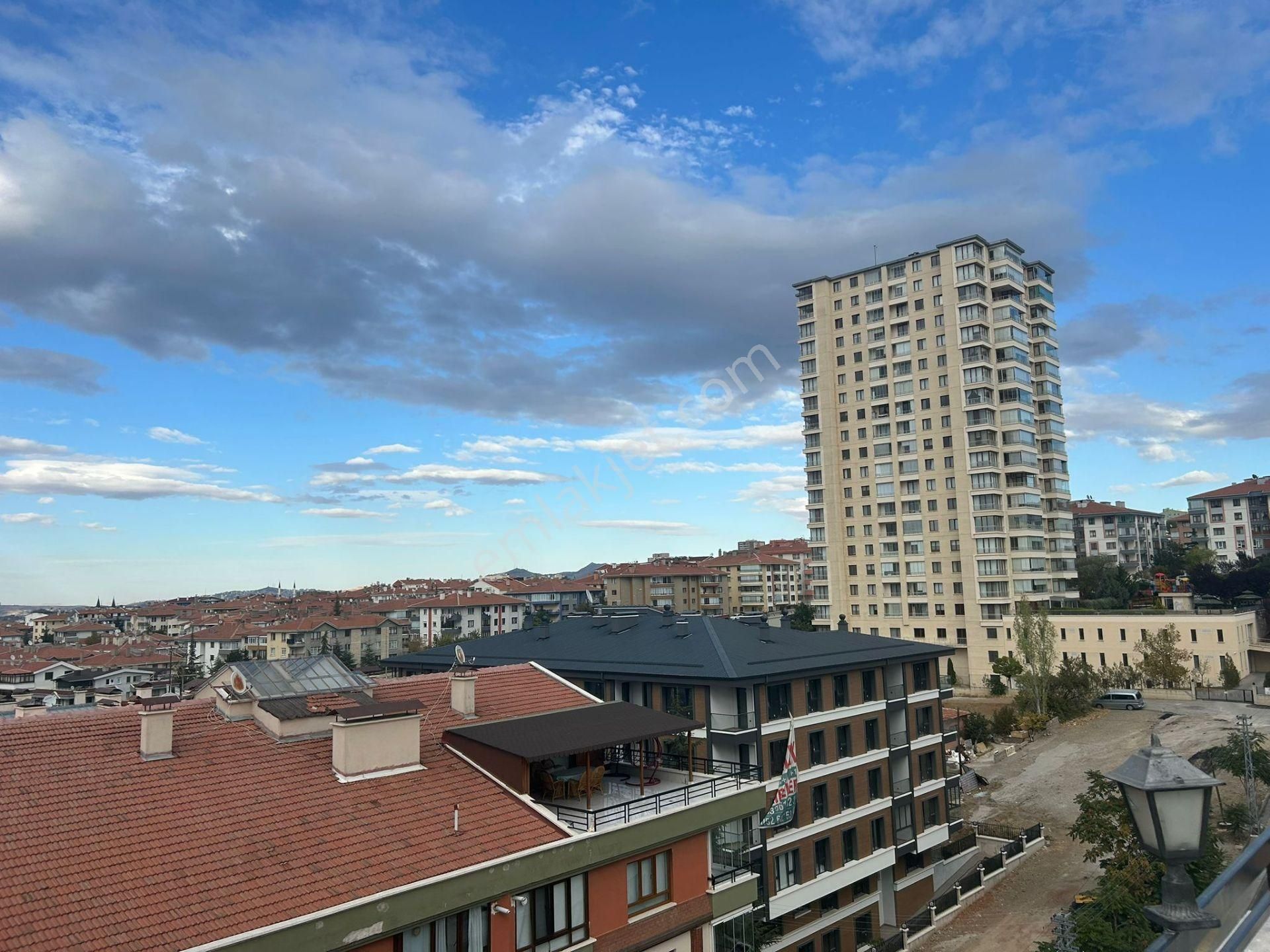 Taner'den Öveçler'de 5+1 Asansörlü Teraslı 240m2 Süper Lüks Dubleks - Görsel 25