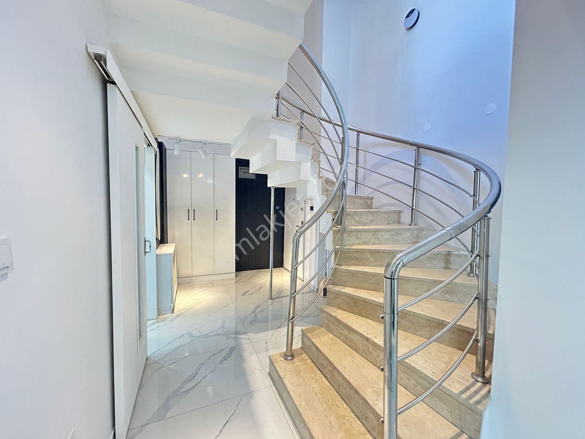 Taner'den Öveçler'de 5+1 Asansörlü Teraslı 240m2 Süper Lüks Dubleks - Görsel 7