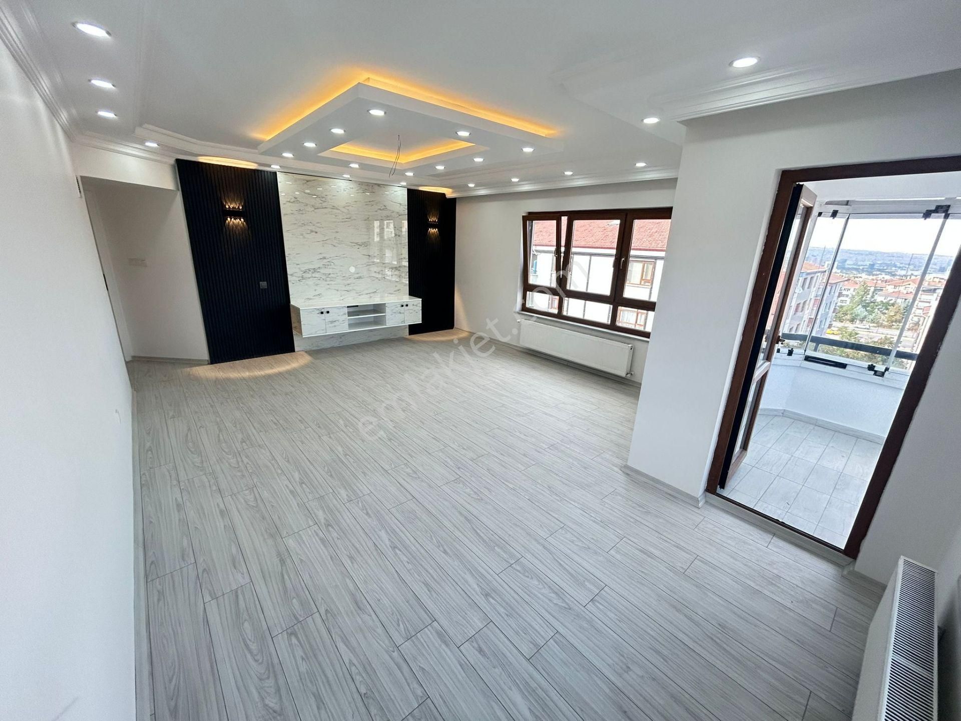 Taner'den Öveçler'de 5+1 Asansörlü Teraslı 240m2 Süper Lüks Dubleks - Görsel 9