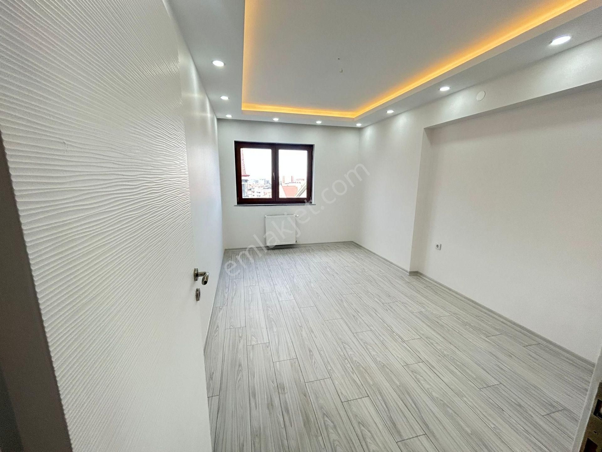 Taner'den Öveçler'de 5+1 Asansörlü Teraslı 240m2 Süper Lüks Dubleks - Görsel 31