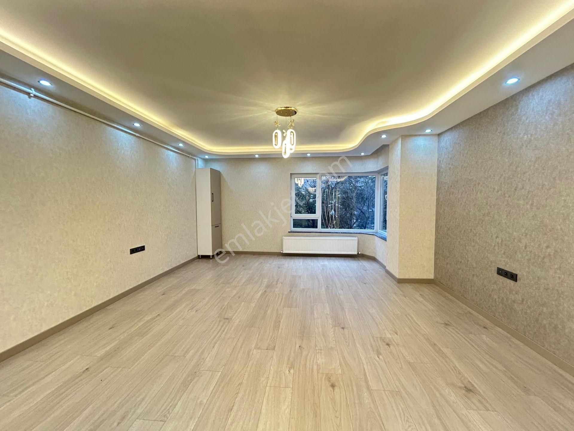 Taner'den Dikmen'de 2+1 Amerikan Mutfak Süper Lüks Balkonlu