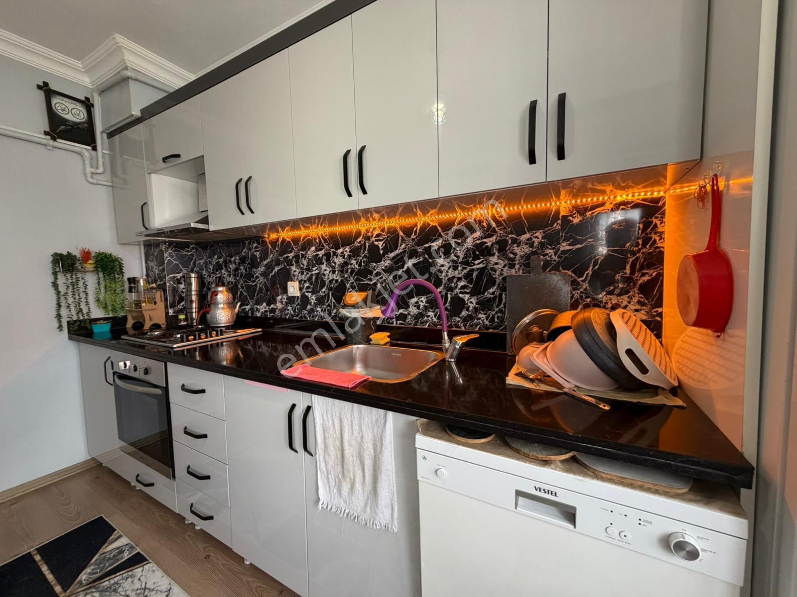 Altındağ - Karapürçek Mahallesi Köşe Başı Ön Cephe Çift Balkonlu 3+1 Satılık Daire !!! - Görsel 10