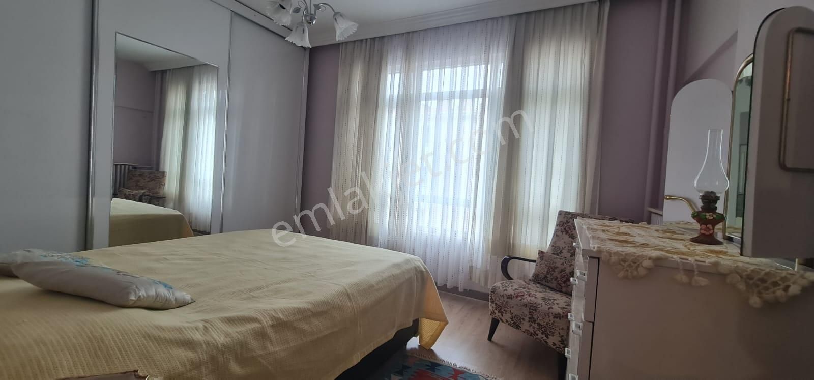 Dialog Parkour'dan Ayrancı Meneviş Sok.da Eşyalı Full Yapılı 3+1 - Görsel 25