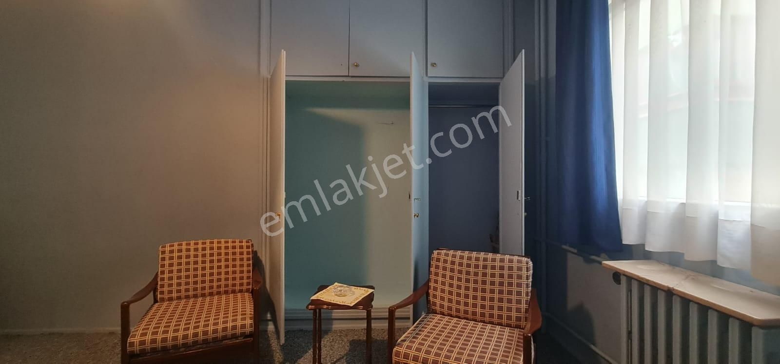 Dialog Parkour'dan Ayrancı Meneviş Sok.da Eşyalı Full Yapılı 3+1 - Görsel 12