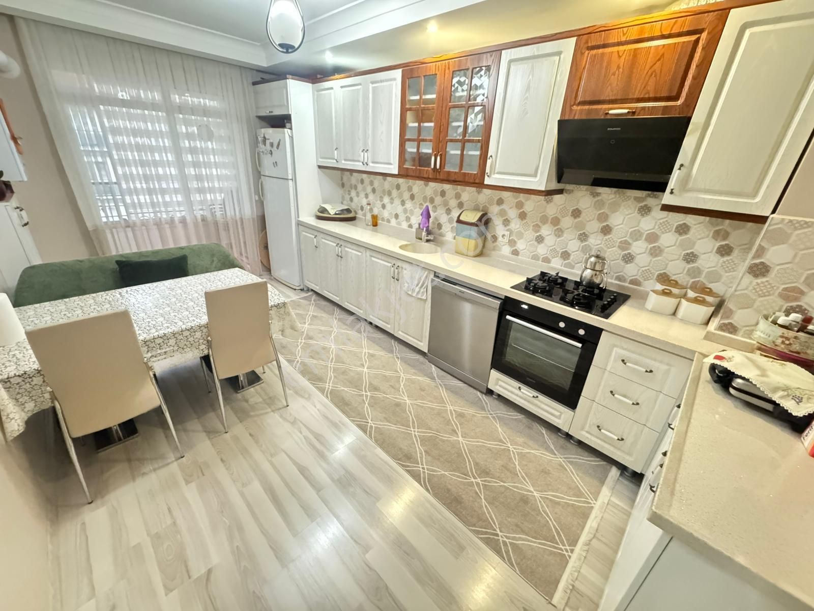 Lider Emlak'tan Ön Cephe 3+1 **145m2** Katta Satılık Daire - Görsel 4