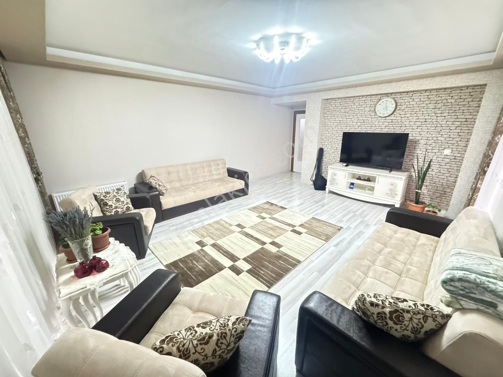 Lider Emlak'tan Ön Cephe 3+1 **145m2** Katta Satılık Daire - Görsel 6