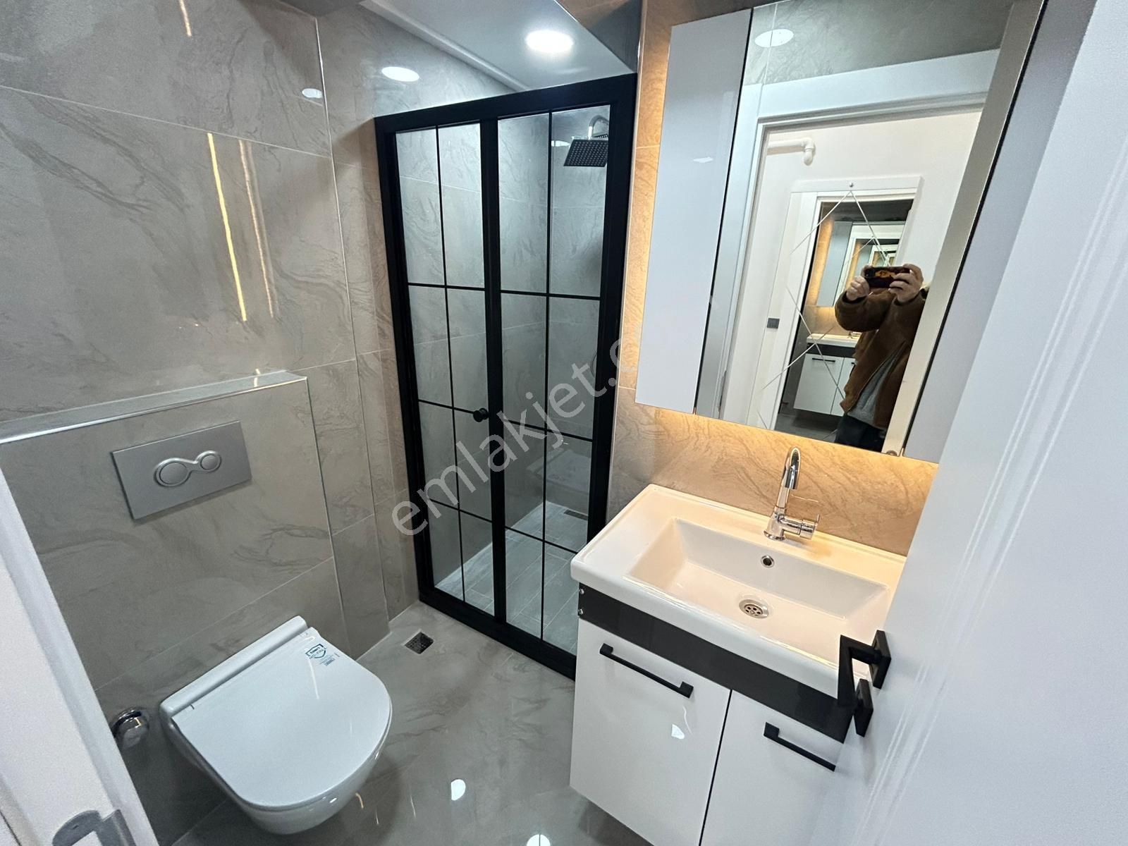 Taner'den Sokullu'da 3+1 Orta Kat Park Manzaralı Çift Banyolu - Görsel 12