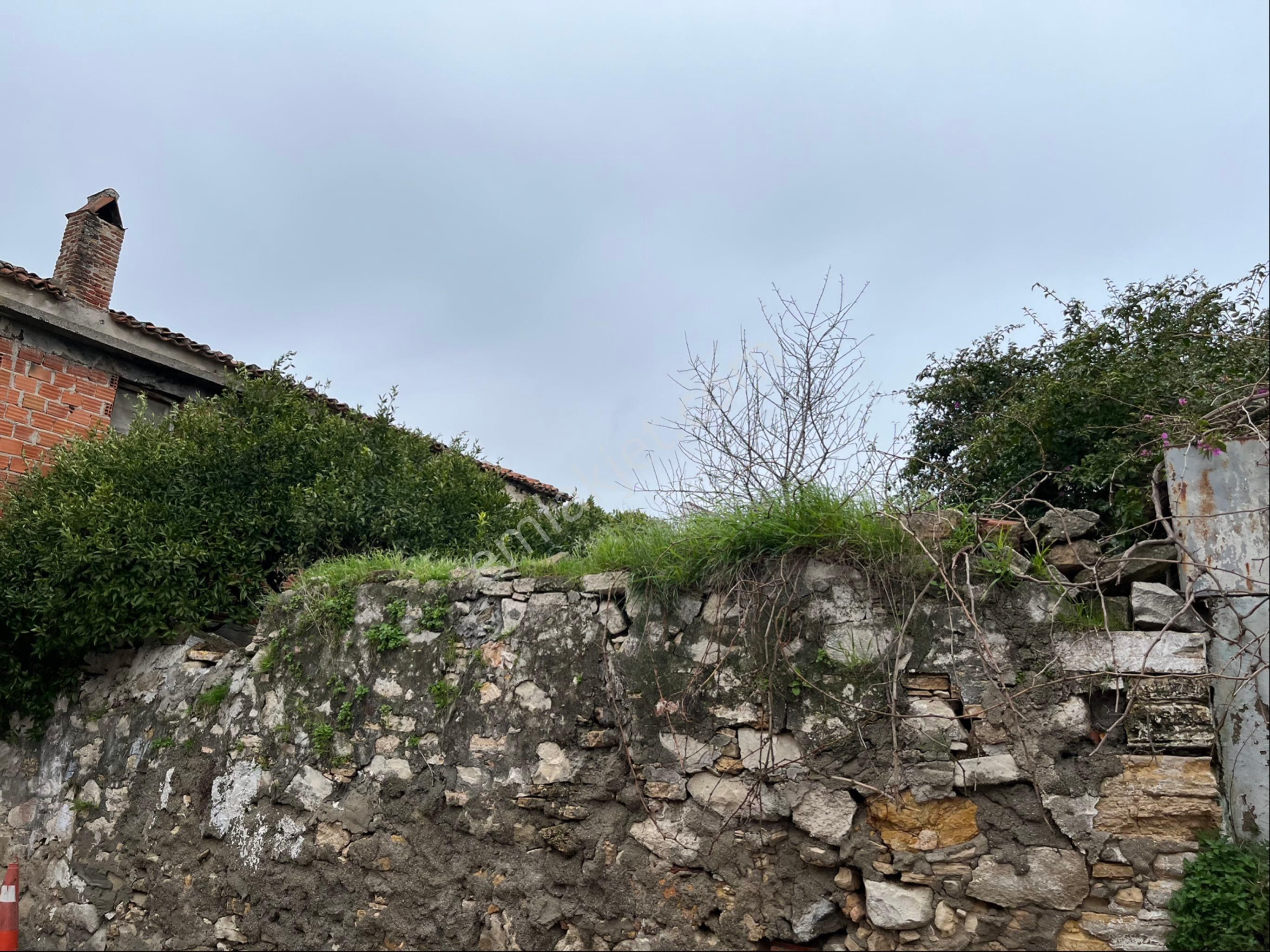 Çeşme İnönü’de Muhteşem 11 Odalı Bina - Görsel 13