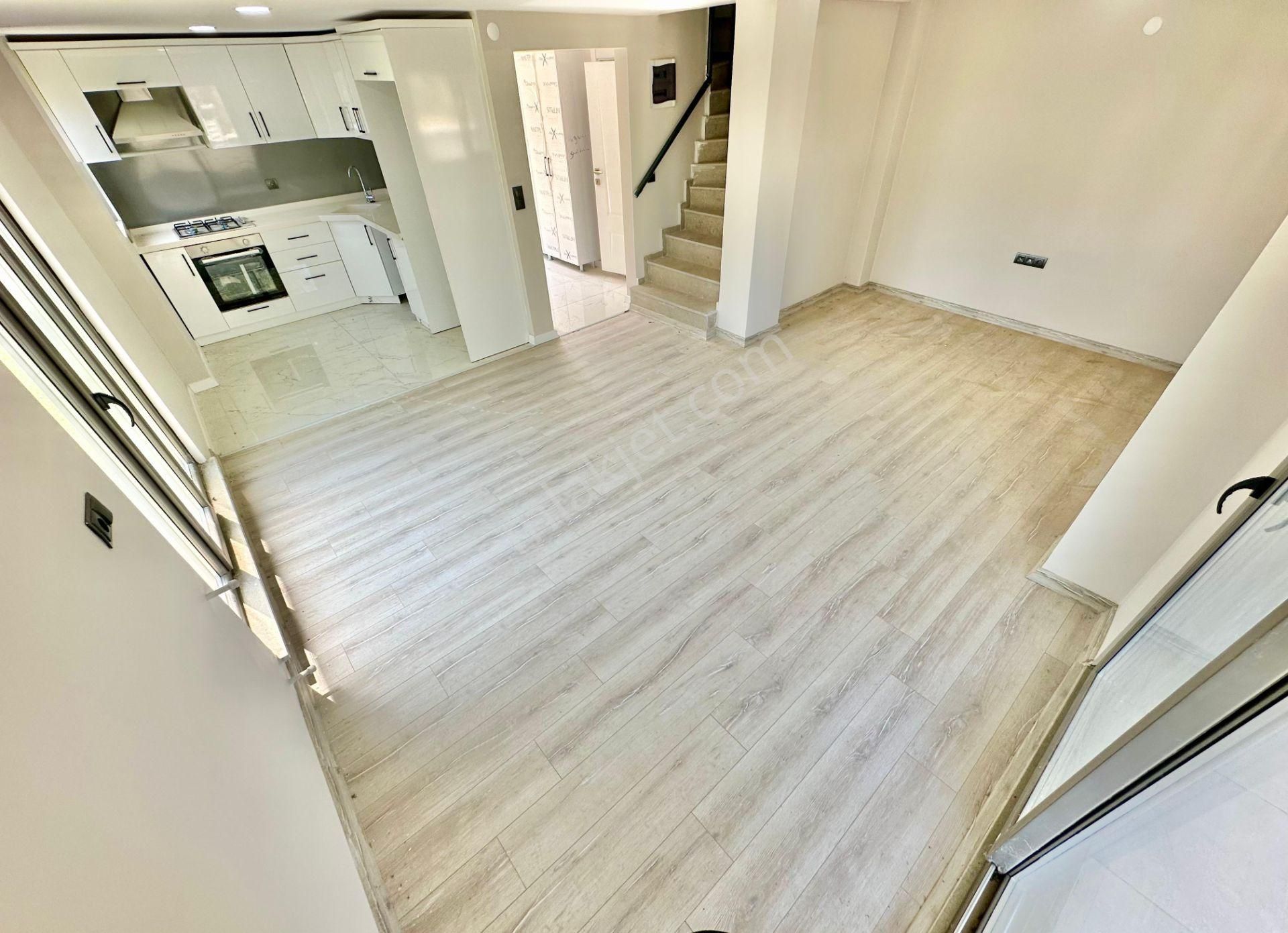 ✨akçay Ay Emlak'tan✨pelitköy'de Denize Sadece 100 Mt Doğa İle İç İçe Satılık 3+1 Lüx Müstakil Villa - Görsel 5