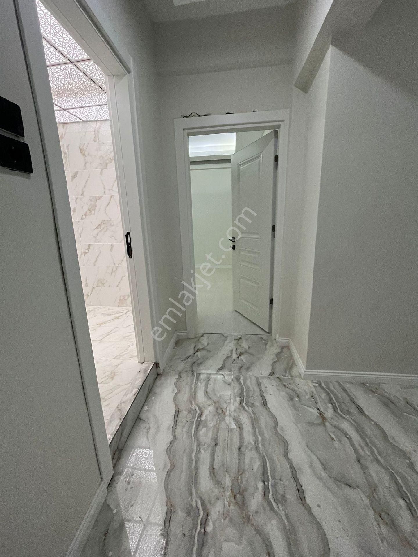 Evim-nur'dan Ulugazi Mh. 4+1 180m2 Full İçi Yapılı Fırsat Daire - Görsel 22