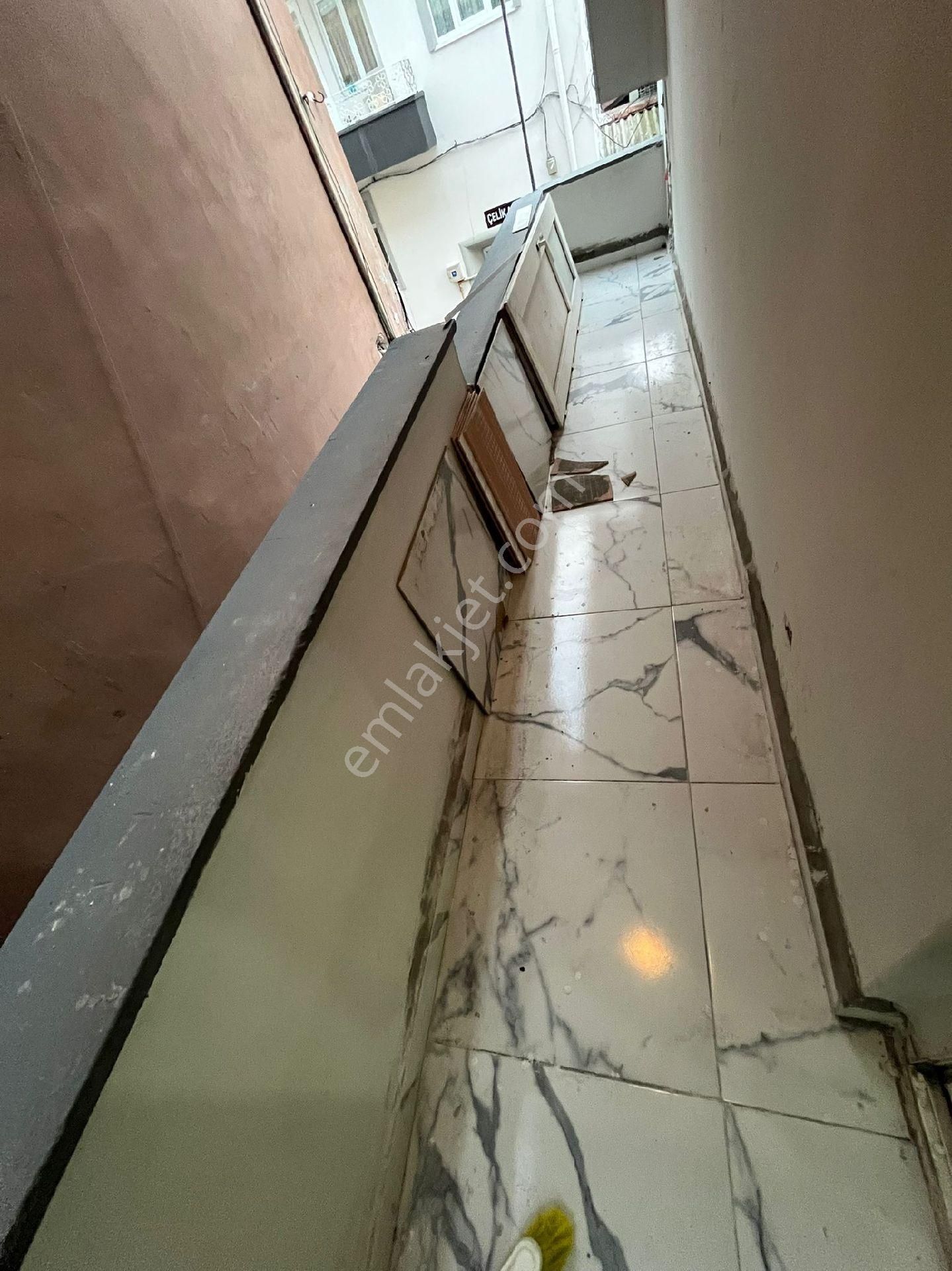 Evim-nur'dan Ulugazi Mh. 4+1 180m2 Full İçi Yapılı Fırsat Daire - Görsel 30