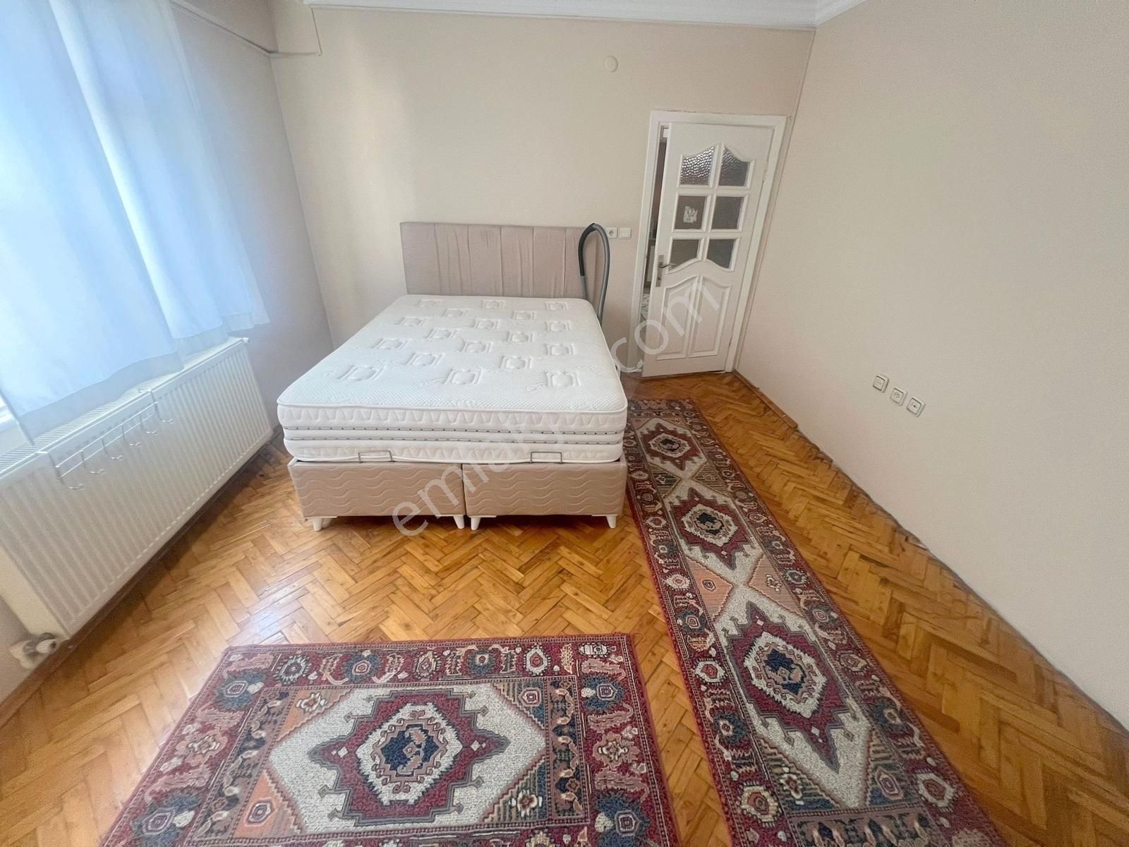 İsa Gayrimenkulden Safa Hastanesi Yakını Full Eşyalı Kiralık 3+1 - Görsel 5