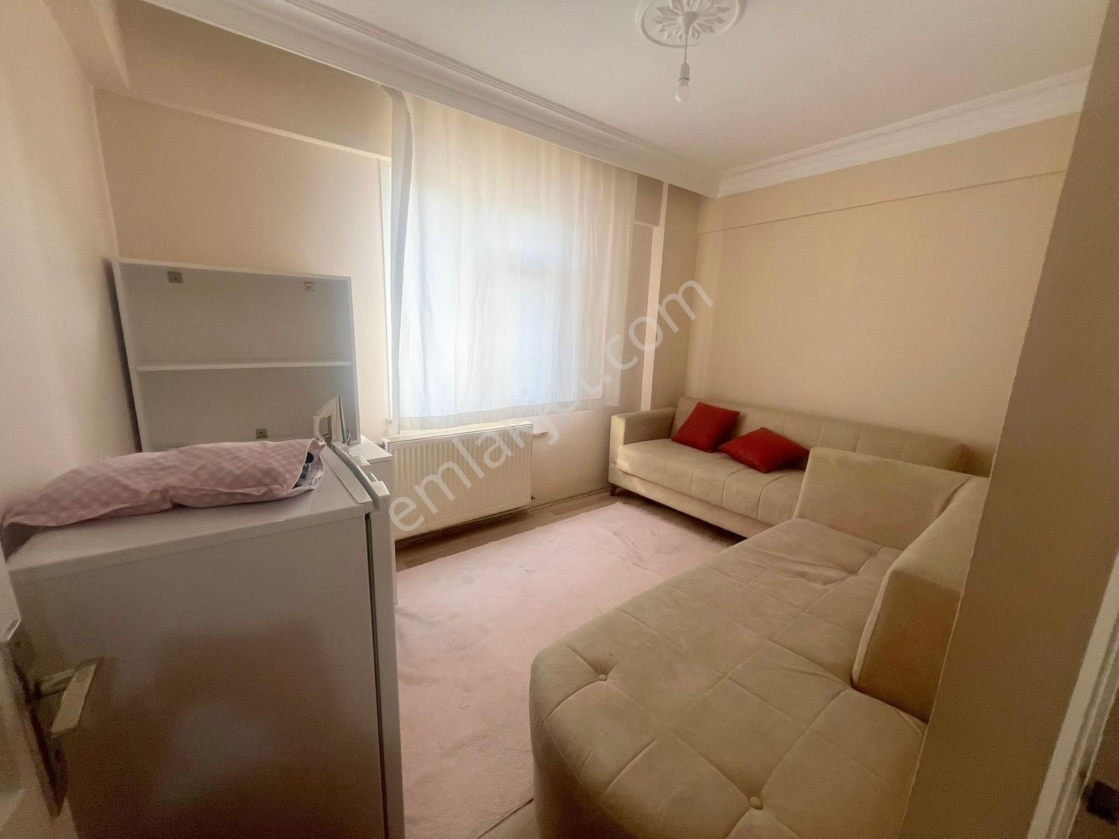 İsa Gayrimenkulden Safa Hastanesi Yakını Full Eşyalı Kiralık 3+1 - Görsel 12
