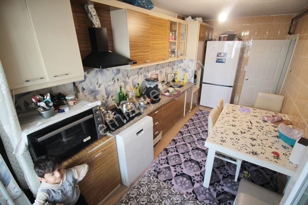 Kemalettin Mahallesinde Satılık Daire 135 M² 3+1 | Ön Cephe - Görsel 2