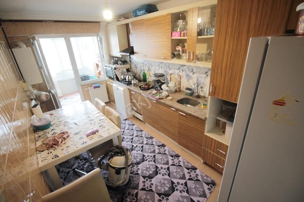 Kemalettin Mahallesinde Satılık Daire 135 M² 3+1 | Ön Cephe - Görsel 5