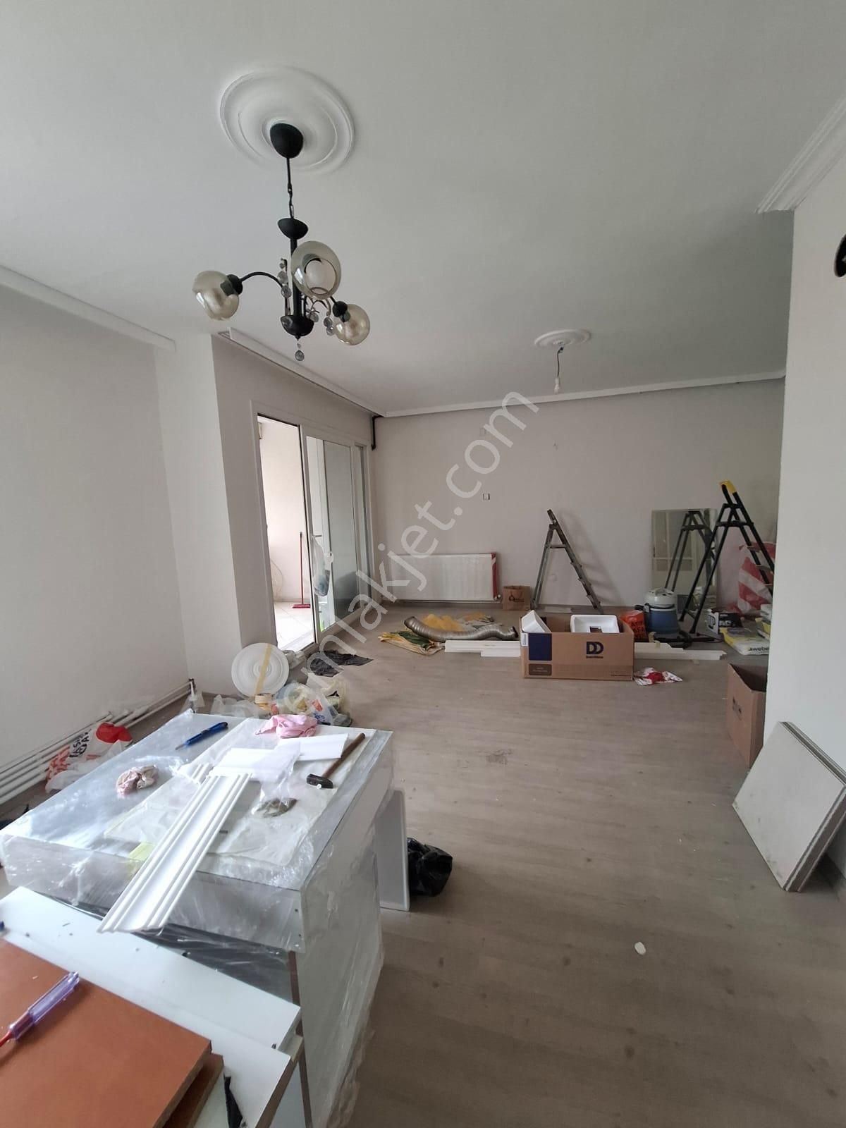 Balçova Eğitim Mah. Metro Yakını D. Gazlı Kiralık 3+1 Daire - Görsel 10