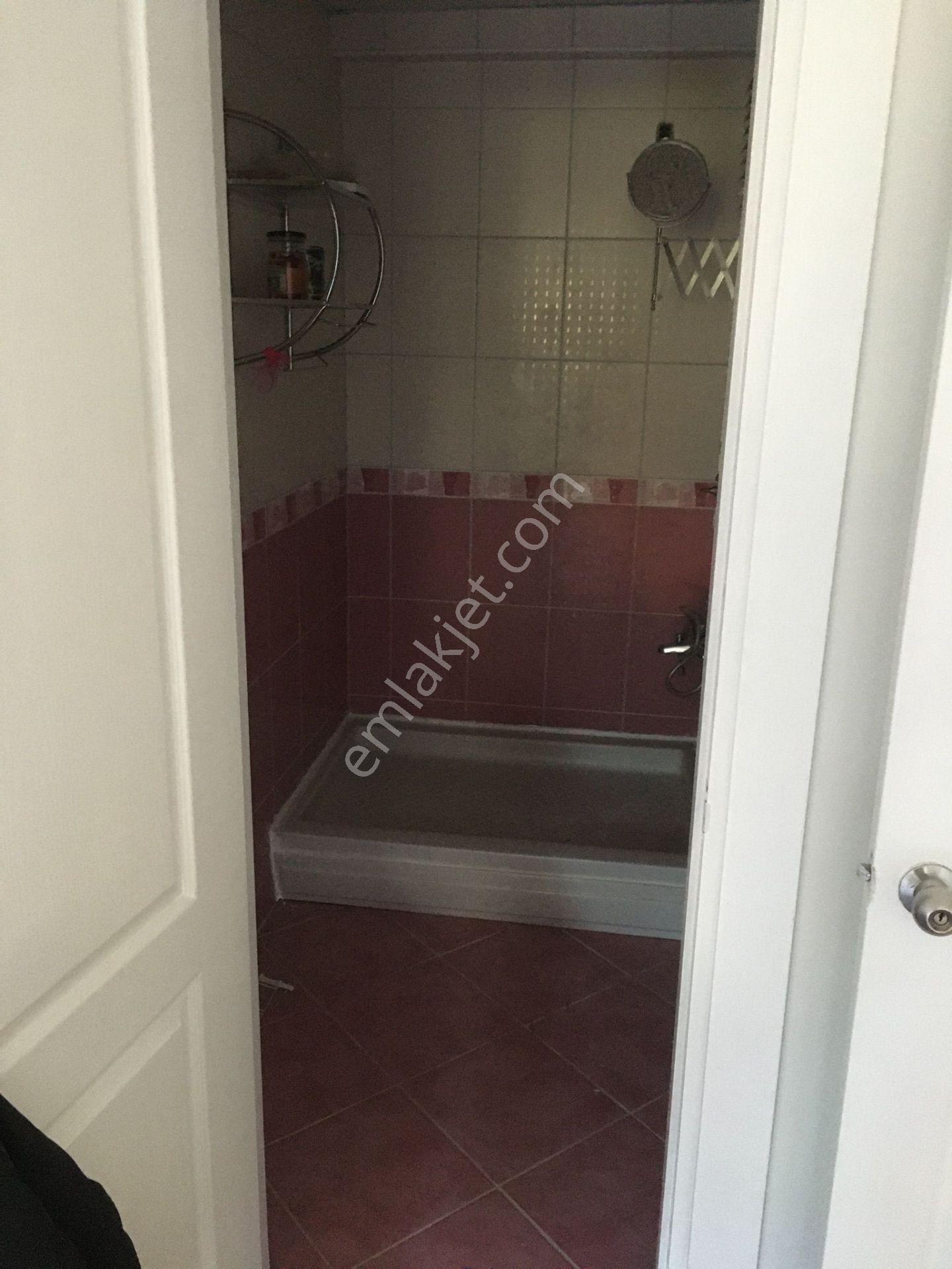 Dora'dan Gökçeren Sitesinde 2+1 Kullanışlı Daire - Görsel 9
