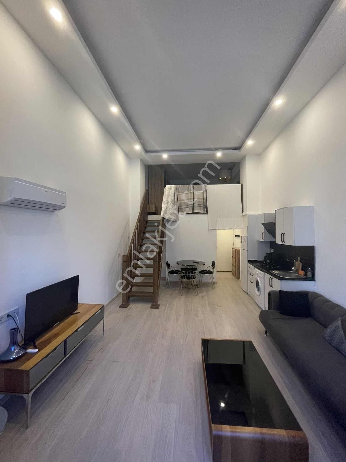 Çarşı Merkezde 1+1 Eşyalı Kiralık Daire - Görsel 6