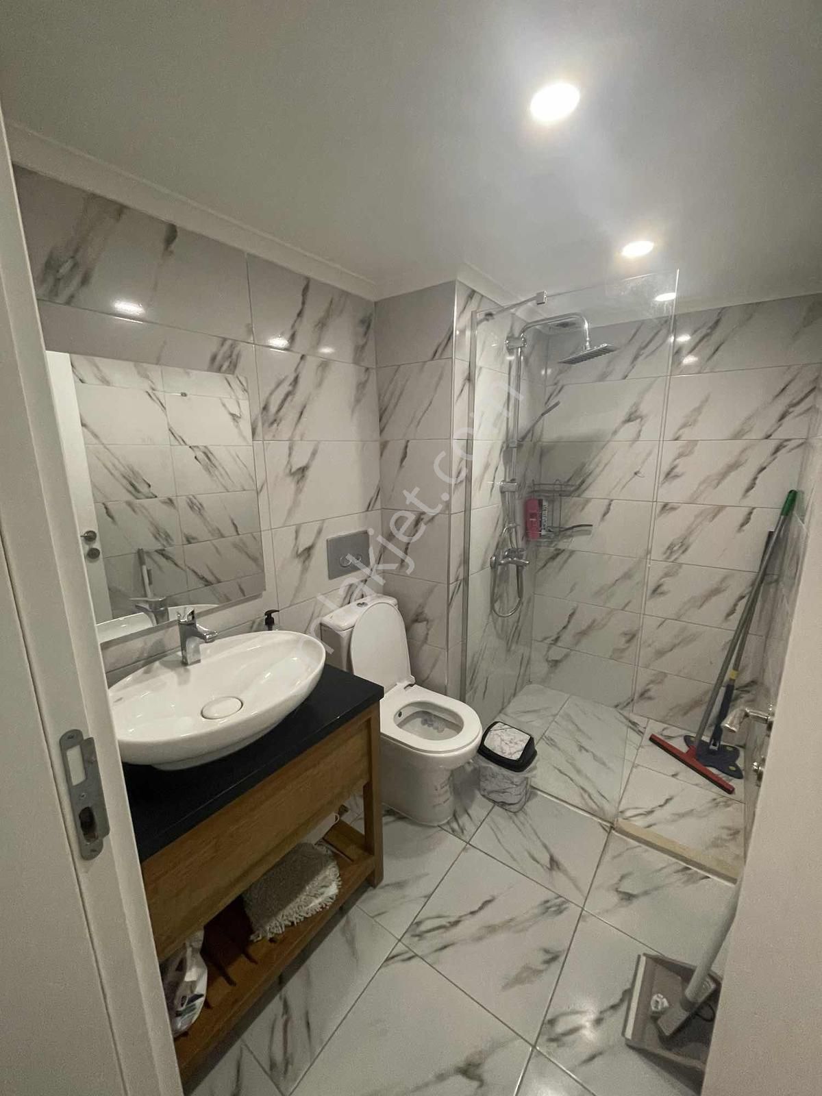 Çarşı Merkezde 1+1 Eşyalı Kiralık Daire - Görsel 10