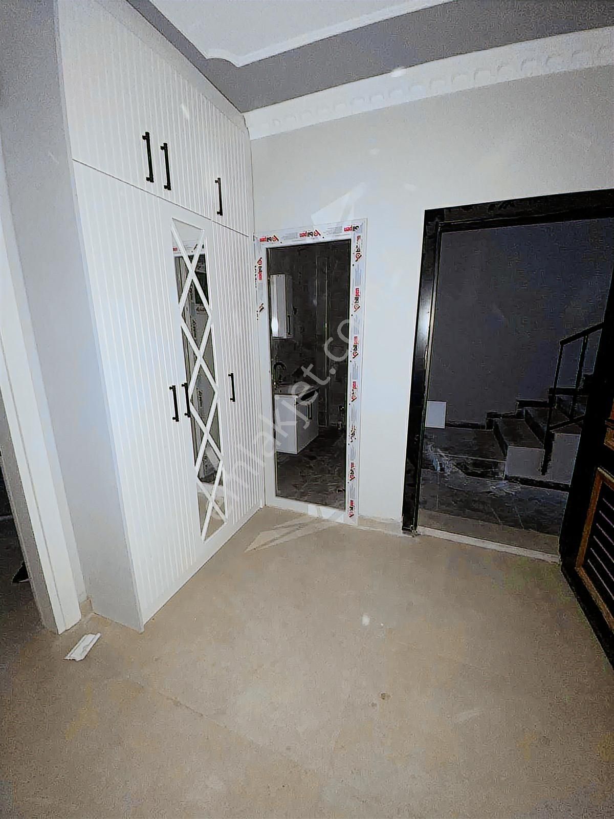 Fevzipaşa Mahallesin De Sıfır Modern 2+1 2 Katlı Müstakil Ev - Görsel 13