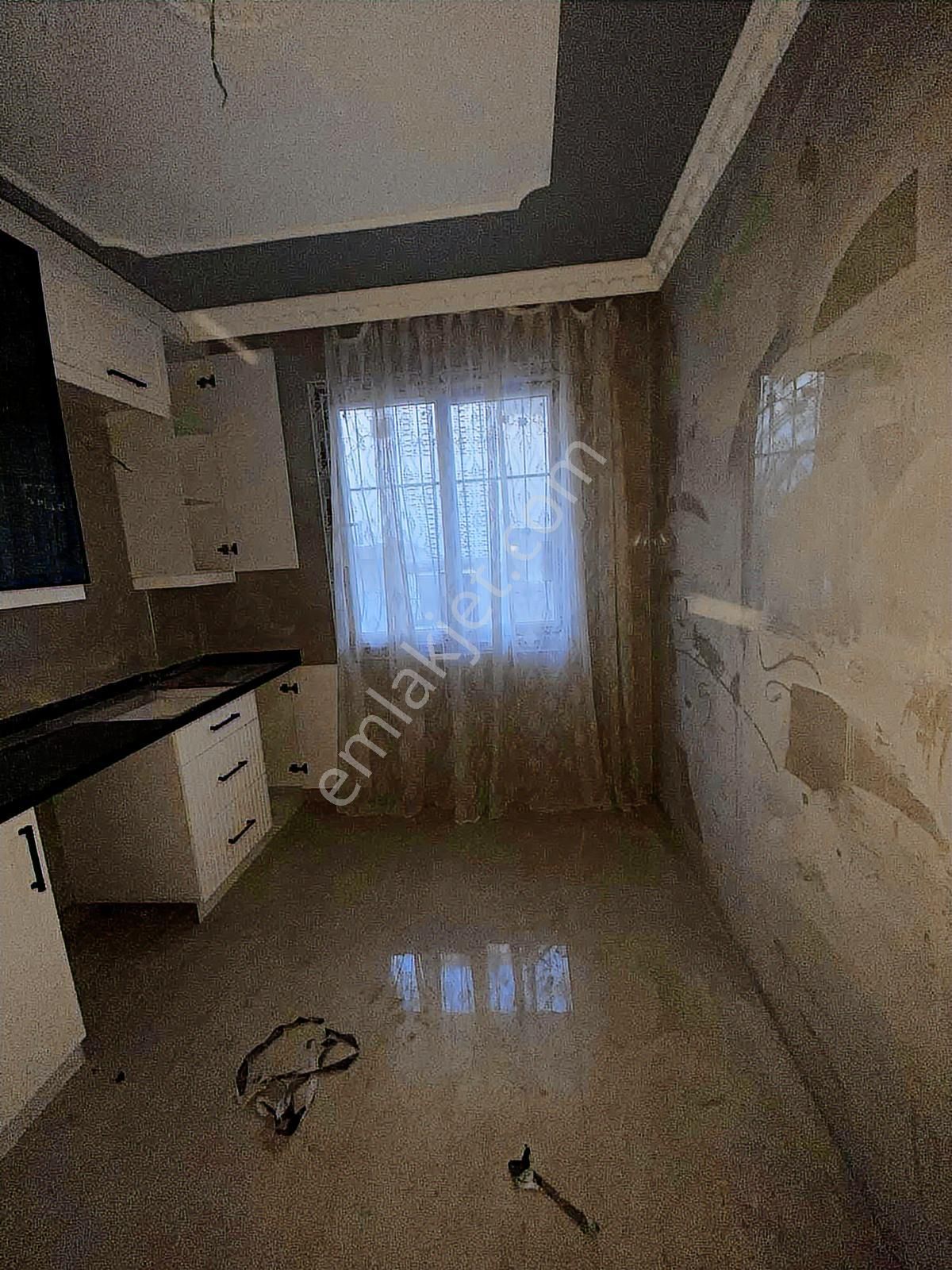 Fevzipaşa Mahallesin De Sıfır Modern 2+1 2 Katlı Müstakil Ev - Görsel 12