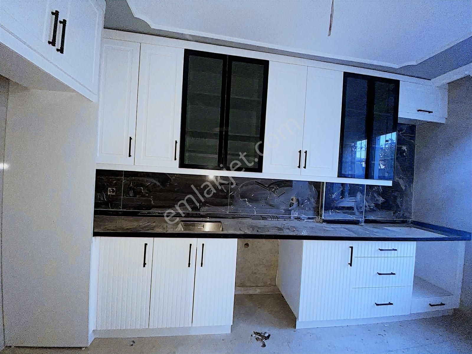 Fevzipaşa Mahallesin De Sıfır Modern 2+1 2 Katlı Müstakil Ev - Görsel 15