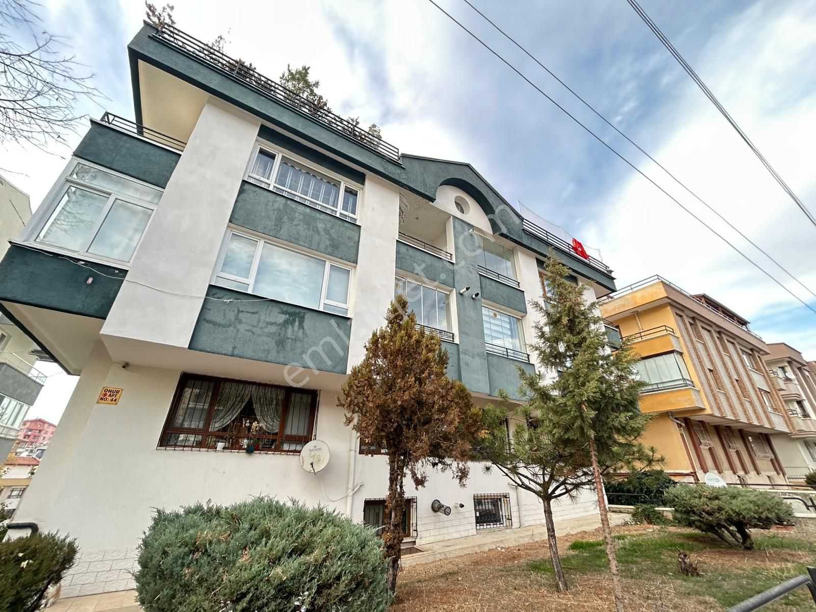 Taner'den Dikmen Sokullu'da 3+1+kiler Süper Lüks Giriş Kat - Görsel 21