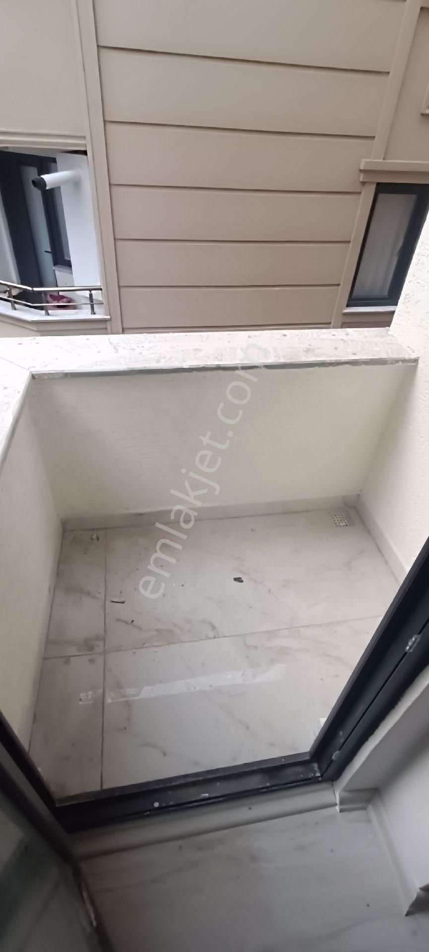 S.evler Merkezde Metrobüse 4dk.yenibinada 3+1 120m2 Ankastreli Sıfır Ultralüx Satilik 2.kat Firsat - Görsel 24