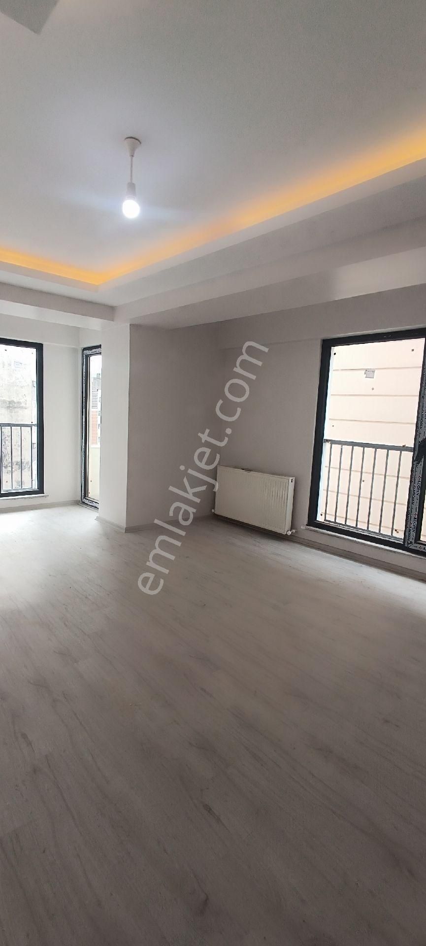 S.evler Merkezde Metrobüse 4dk.yenibinada 3+1 120m2 Ankastreli Sıfır Ultralüx Satilik 2.kat Firsat